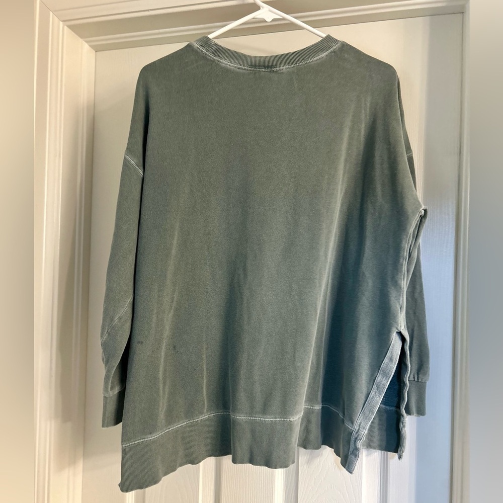 Old Navy Sage Oversized Crewneck Sweater Size Small - Picture 3 of 4